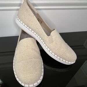 Clarks Cloudsteppers Tan